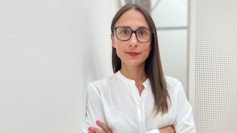 Susan Saß leitet Unternehmenskommunikation der familie redlich AG