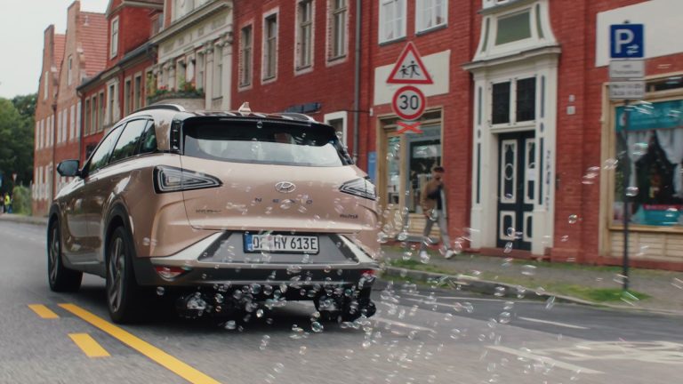 Life is in the Air: Jung von Matt und der „Bubble Making NEXO“