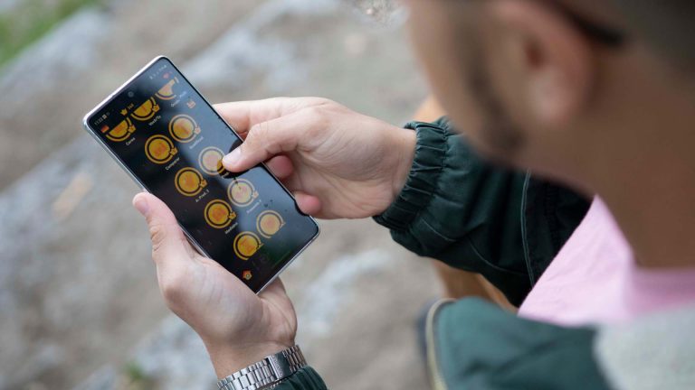 Achtung! Neo gewinnt Pitch um Duolingo