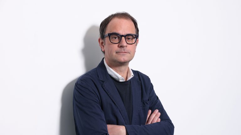 Bartenbach gewinnt Sebastian Hardieck als Kreativchef