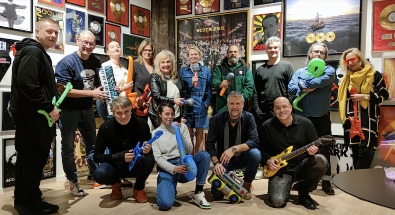 häppy gewinnt Gold beim AudioComm Award.