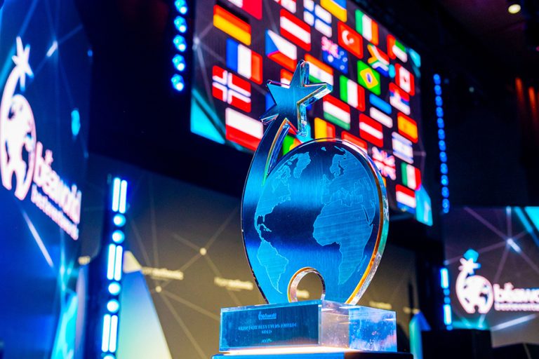 OVAL sichert sich 2. Platz im weltweiten Bea World Top 30 Ranking für Brand-Experience-Agenturen