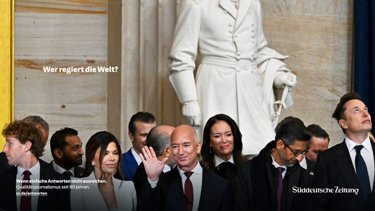 Die Süddeutsche Zeitung startet mit Ogilvy neue Markenkampagne zum 80-jährigen Bestehen.