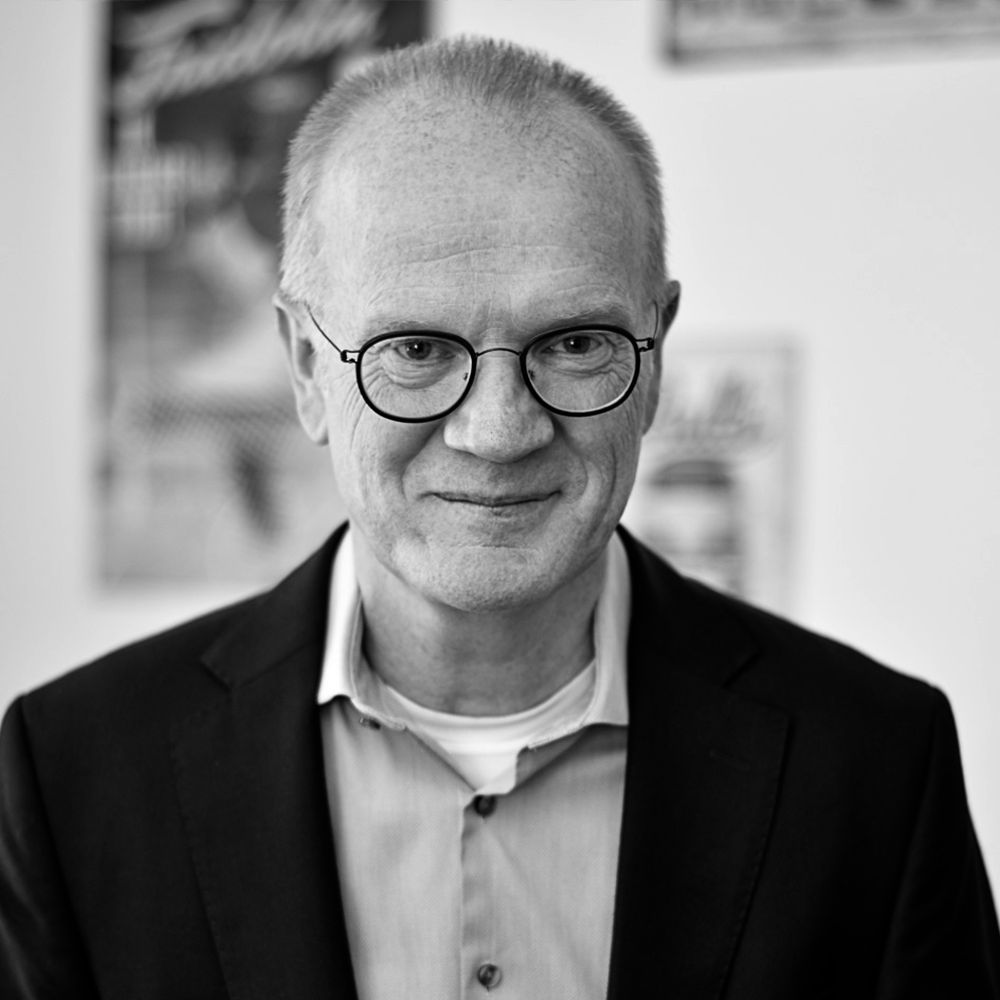 <strong>Chris Prox</strong>