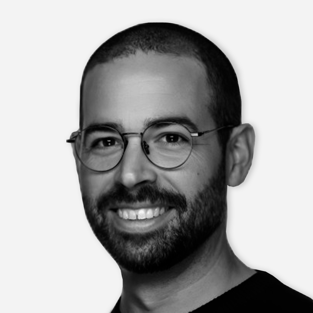 <strong>Peter Kiefer</strong>